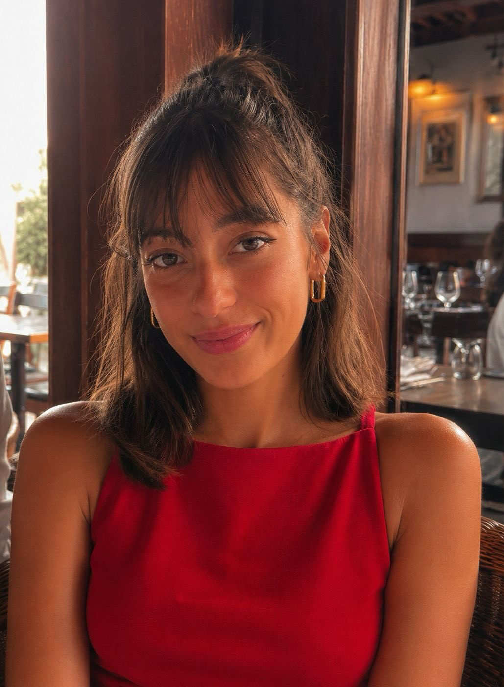 Ambre Passemard, native French teacher and translator